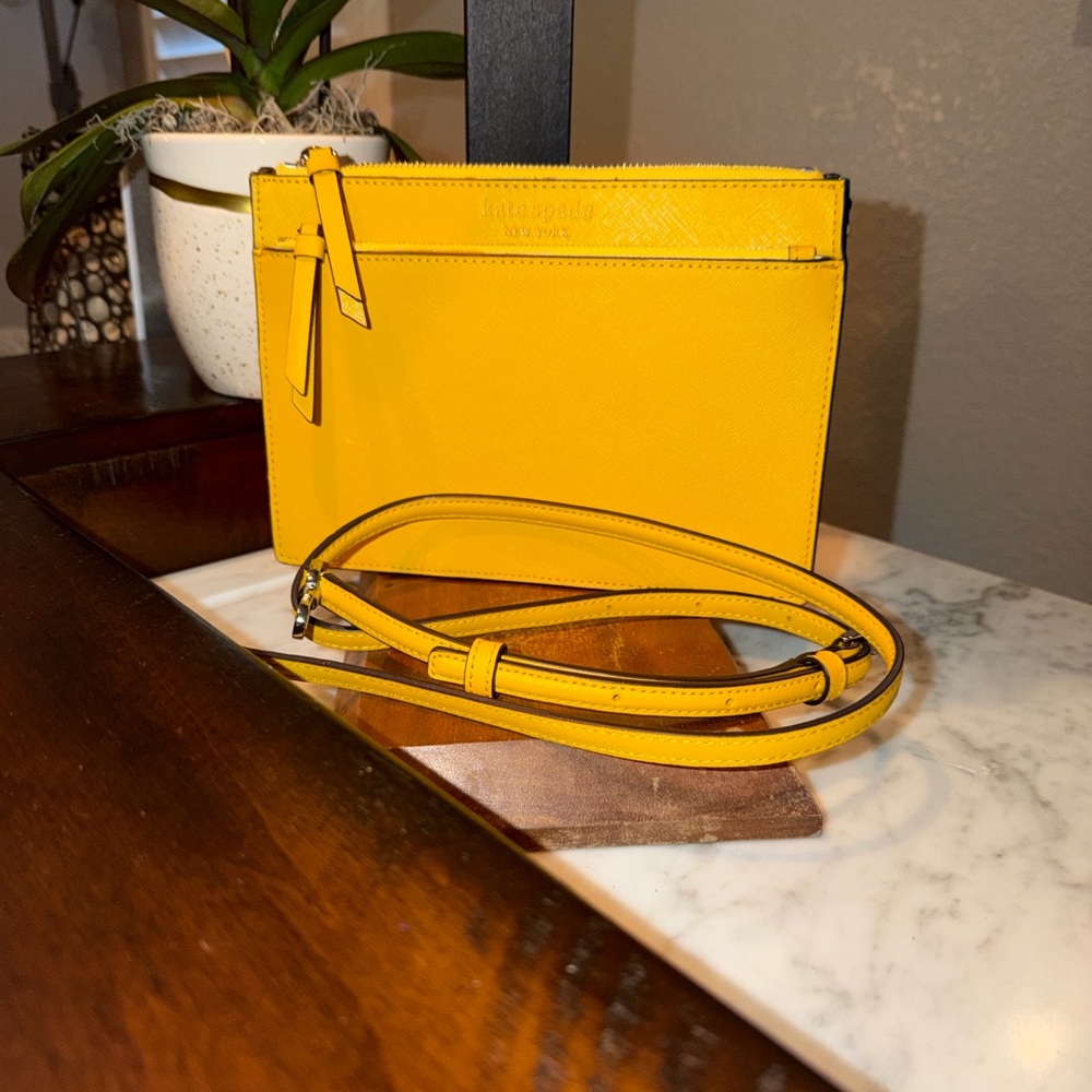 Kate Spade New York Cameron Monotone Zip Crossbody Bag